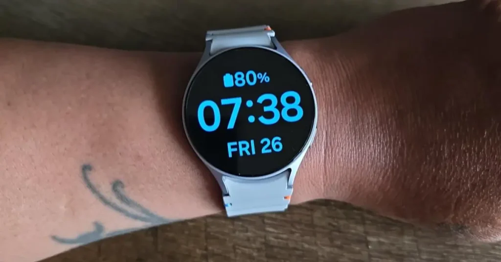 Samsung Galaxy Watch 7 (44mm) in silver on a white background, highlighting its sleek design.