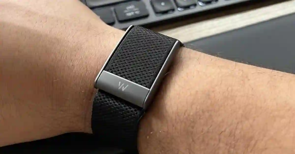 Garmin CIRQA vs Whoop 5: Official Launch Verdict ($199.99) (2026) 4 Garmin Cirqa vs Whoop 5: The $800 Decision Nobody Is Talking About (2026)